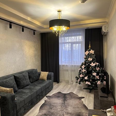 Mereke Hotel Ustʼ-Kamenogorsk Extérieur photo