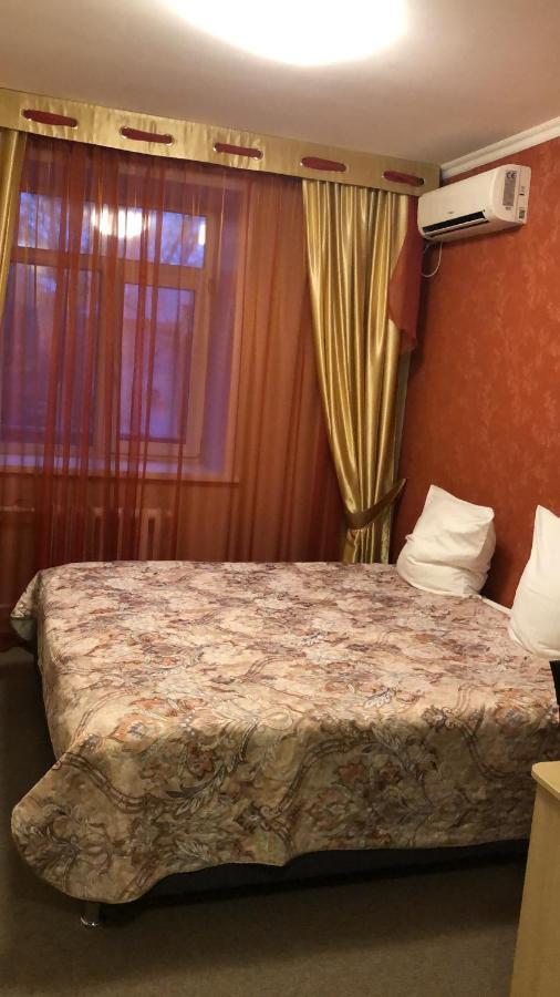 Mereke Hotel Ustʼ-Kamenogorsk Extérieur photo